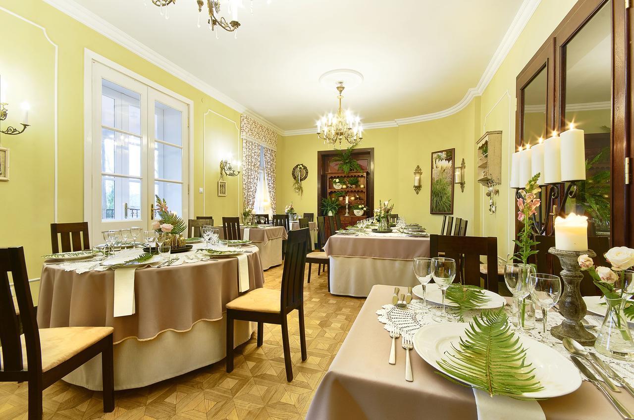 Hotel Palac Bialokosz Extérieur photo
