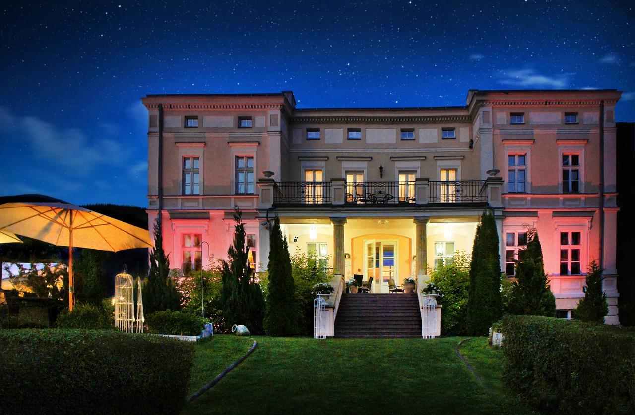 Hotel Palac Bialokosz Extérieur photo